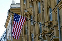 Посольство США рекомендовало россиянам оформлять визы в соседних странах 